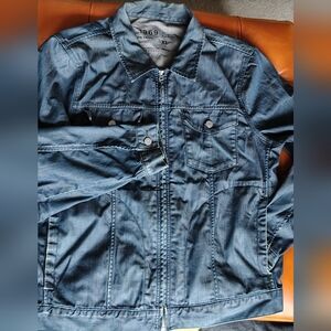GAP Men's Classic Lightweight 1969 Blue Denim Jacket